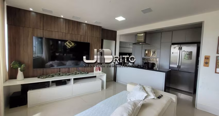 APARTAMENTO 138 M² 3 QUARTOS + CLOSET TODO REFORMADO PORTEIRA FECHADA, ITAIGARA
