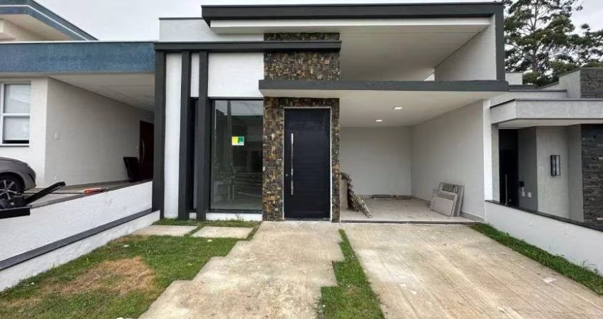 Casa Terrea a venda Condominio fechado com piscina e 3 dormitorios sendo 1 suite