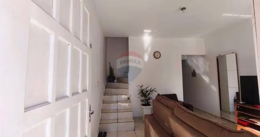 Oportunidade imperdível! Sobradinho de 2 dormitórios no Galo Branco – Aceita financiamento!