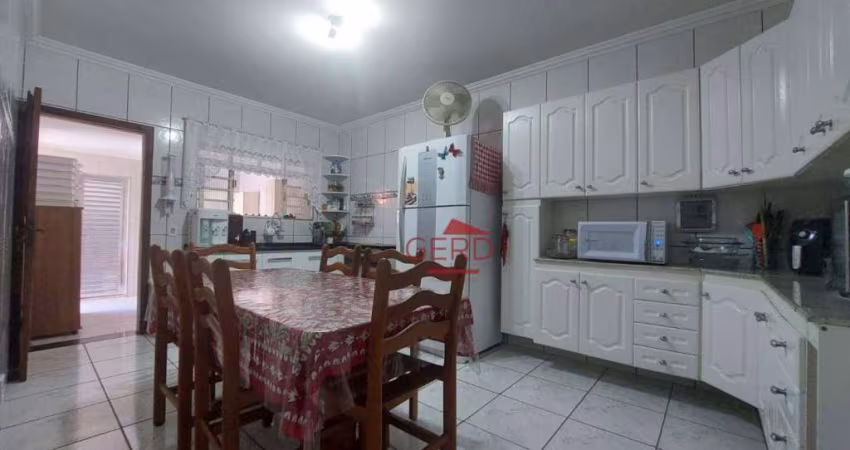 Casa com 3 dormitórios à venda, 163 m² por R$ 749.000,00 - Jardim Veloso - Osasco/SP