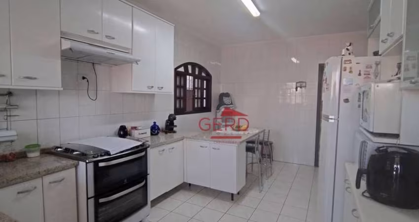 Sobrado com 3 dormitórios à venda, 236 m² por R$ 855.000,00 - Bela Vista - Osasco/SP