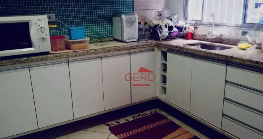 Sobrado com 3 dormitórios à venda, 392 m² por r$ 570.000,00 - centro - carapicuíba/sp