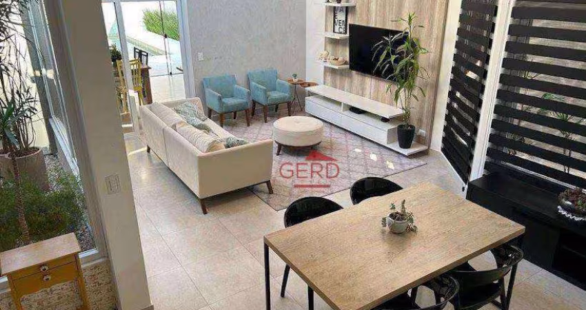 Casa com 3 dormitórios à venda, 270 m² por R$ 1.990.000,00 - Jardim do Golf I - Jandira/SP