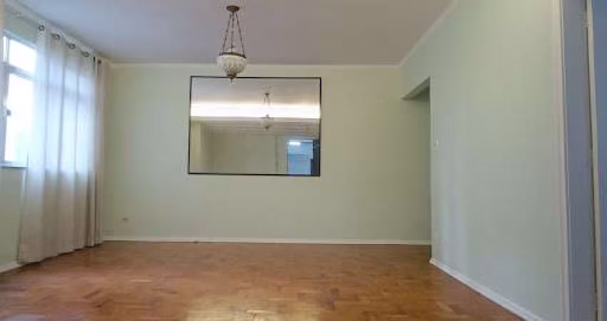 Apto grande no conjunto Residencial Suiço