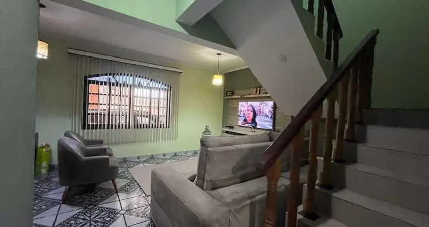 Sobrado com 3 dormitórios à venda, 215 m² por R$ 698.000,00 - Jardim Roberto - Osasco/SP