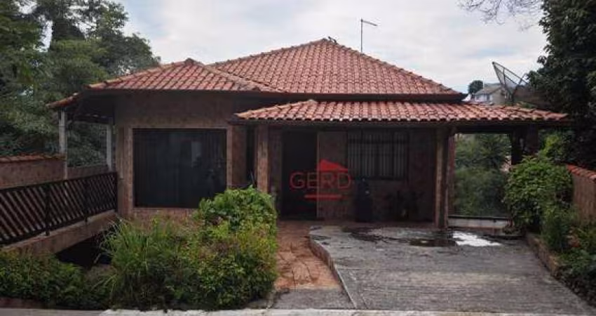 Casa com 5 dormitórios à venda, 300 m² por R$ 1.600.000,00 - Parque Nova Jandira - Jandira/SP