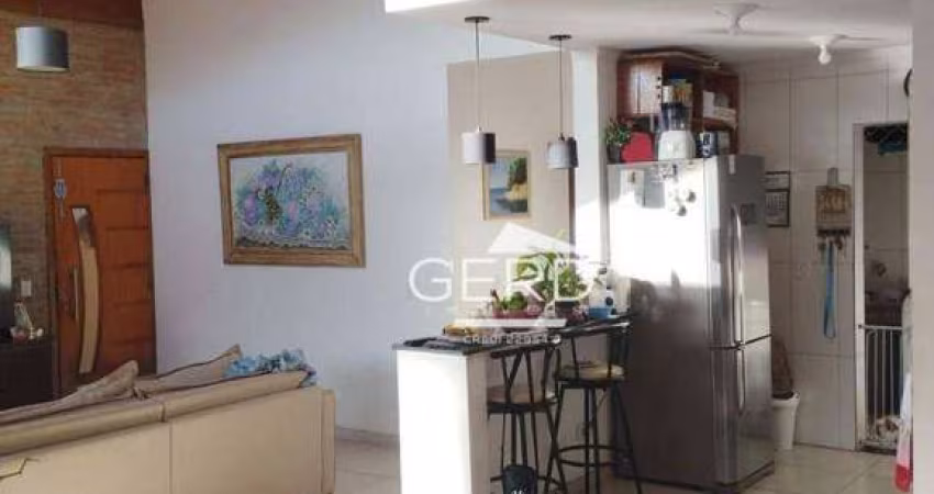 Casa com 3 dormitórios à venda, 150 m² por R$ 900.000,00 - Parque Nova Jandira - Jandira/SP
