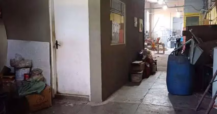 Localização excelente para sua empresa, com fácil acesso para estação presidente altino