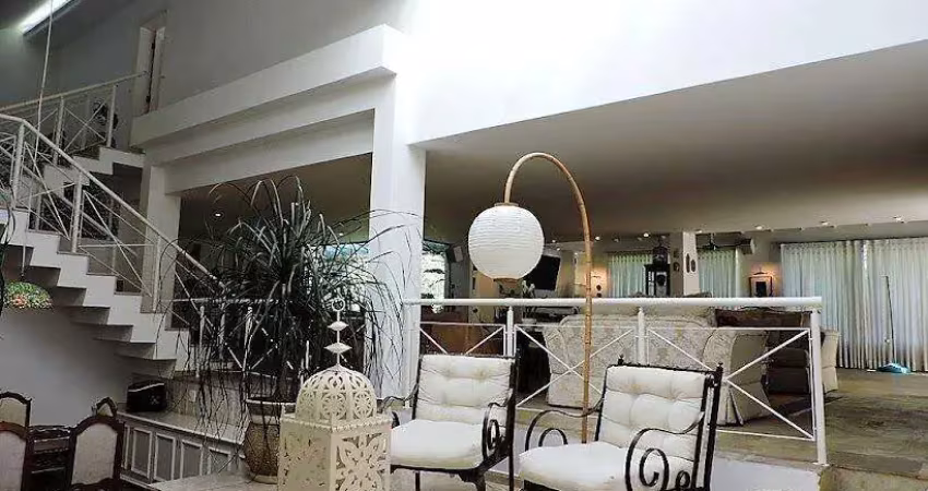 Casa de alto padrão no condomínio jd. colonial ? 5 suítes, lazer completo e energia solar!