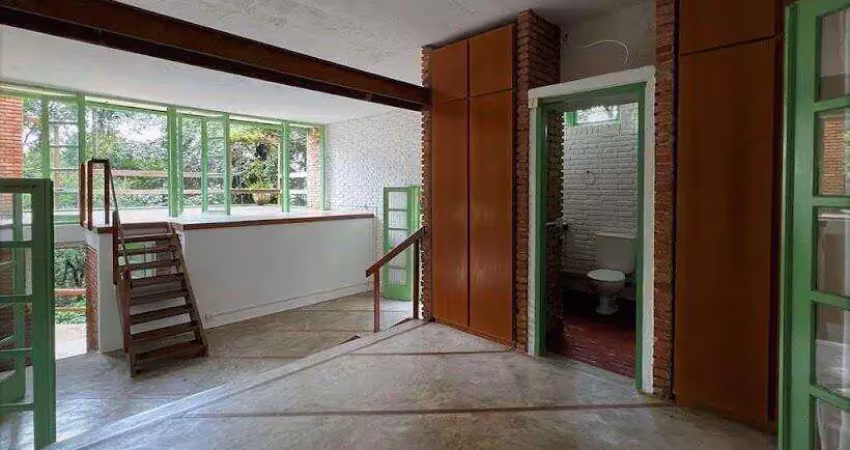 ?	viva na floresta com conforto e design! chácara autoral com loft, estúdio e lago