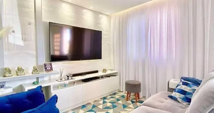 Casa à venda no condomínio porto seguro granja vianna cotia