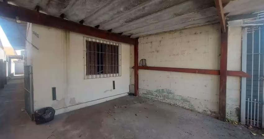 Vendo casa antiga com terreno de 250 m² no bairro de presidente altino