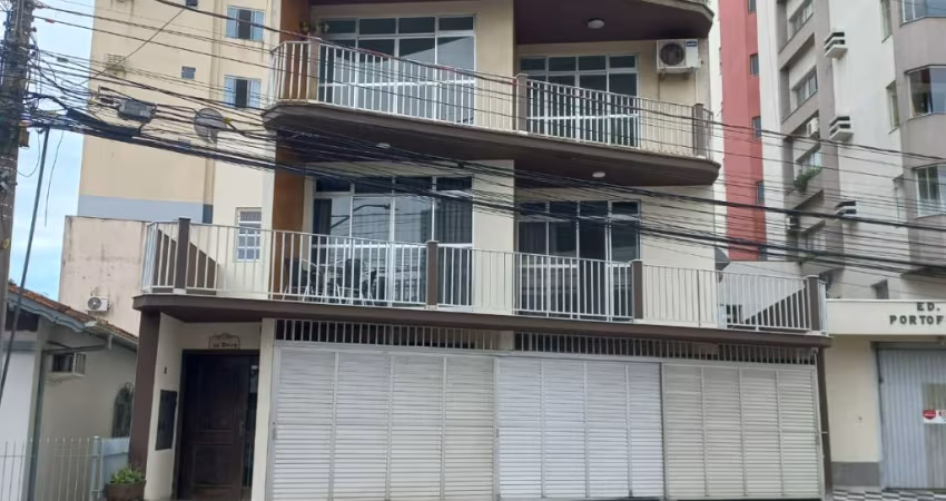 Apartamento com 3 Dormitórios