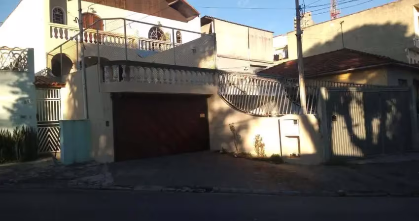 Sobrado para Venda em Santo André, Jardim, 3 dormitórios, 1 suíte, 3 banheiros, 2 vagas