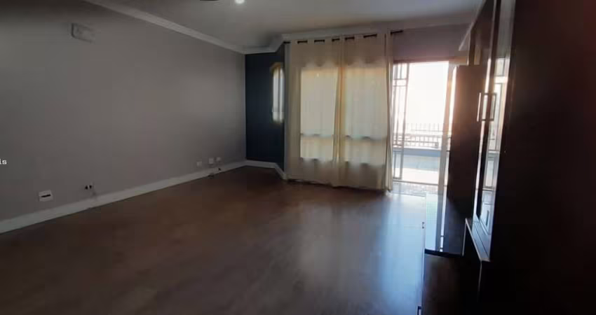 Casa para Venda em São Bernardo do Campo, Centro, 3 dormitórios, 1 suíte, 3 banheiros, 4 vagas