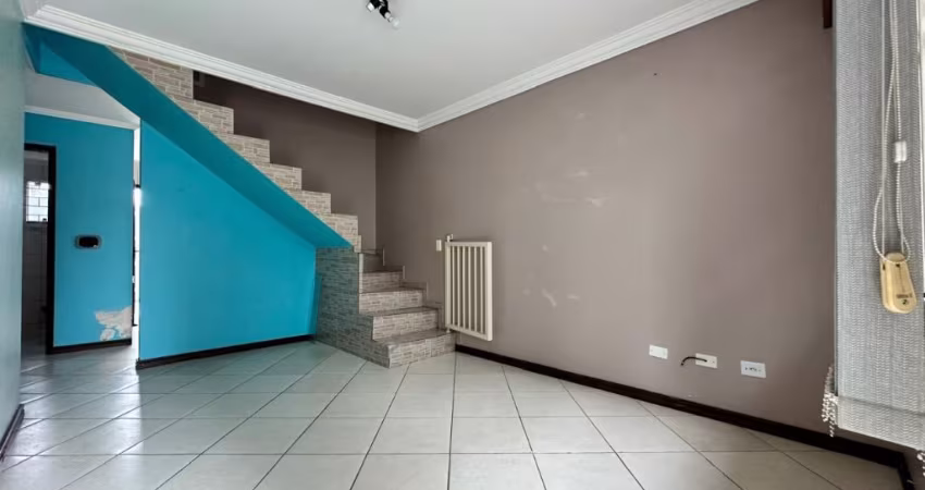 Sobrado com 4 quartos em São José dos Pinhais!
