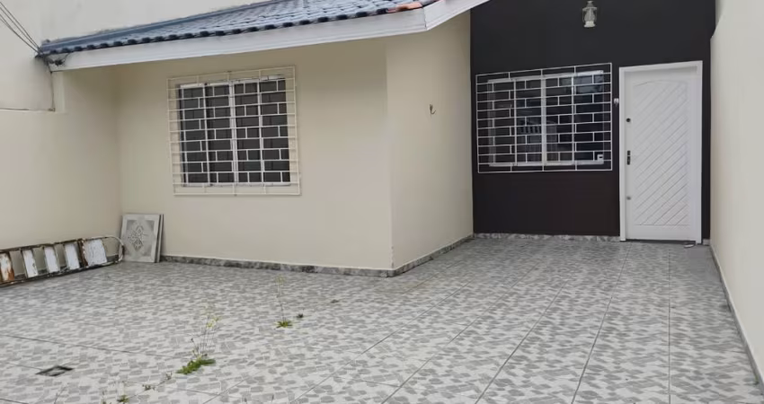 Excelente casa semimobiliada em São José dos Pinhais!