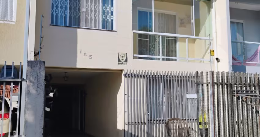 Excelente sobrado em São José dos Pinhais!