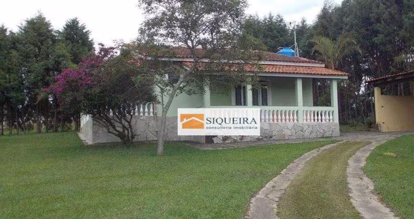 Chácara com 4 dormitórios à venda, 3200 m² por R$ 800.000,00 - Sapetuba - Iperó/SP