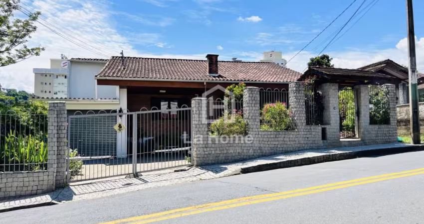 Casa com 2 quartos à venda na Escola Agrícola, Blumenau 