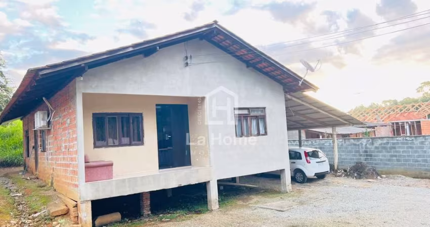 Casa com 2 quartos à venda no Badenfurt, Blumenau 