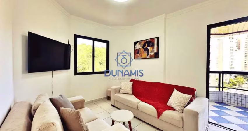 Apartamento reformado com sacada na praia das astúrias