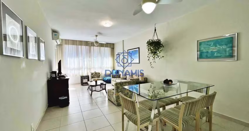 Apartamento à venda na praia das pitangueiras, região nobre do guarujá.