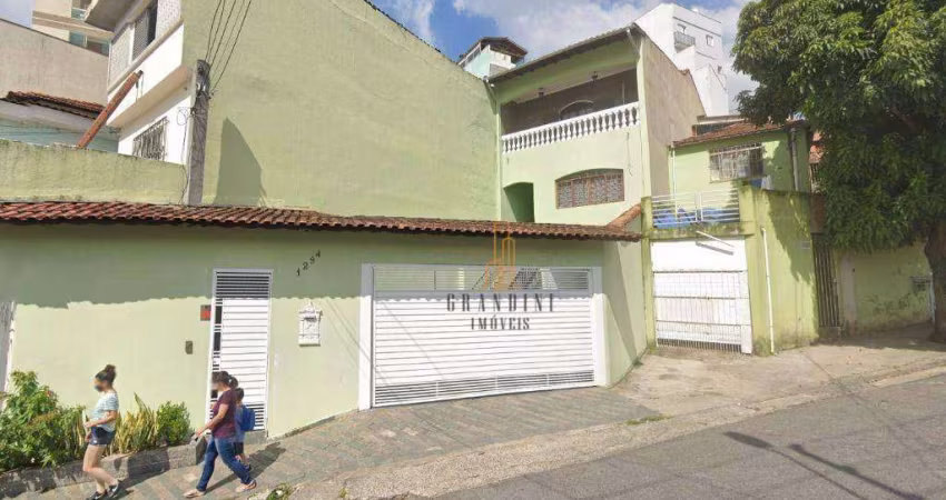 Sobrado com 3 dormitórios à venda, 208 m² por R$ 600.000,00 - Vila Eldízia - Santo André/SP