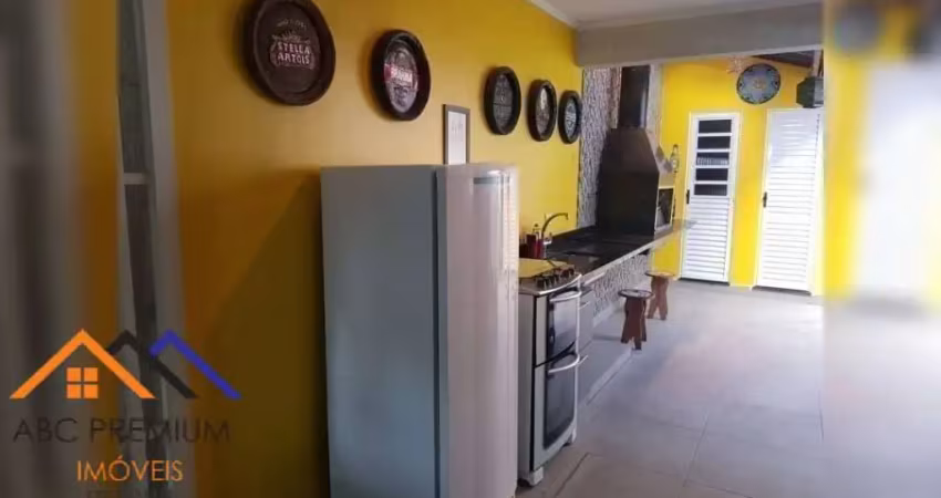 Lindo sobrado 3 dormitórios, suíte, 3 vagas, área gourmet!