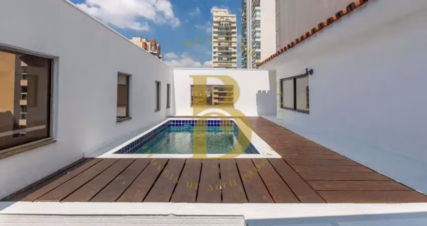 Linda cobertura duplex em Moema.