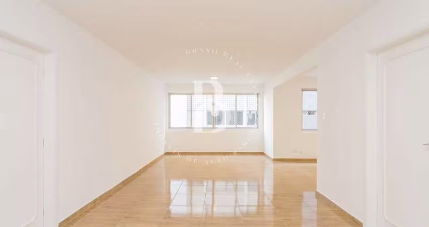 Apartamento com acabamentos refinados, localizado no Itaim Bibi.