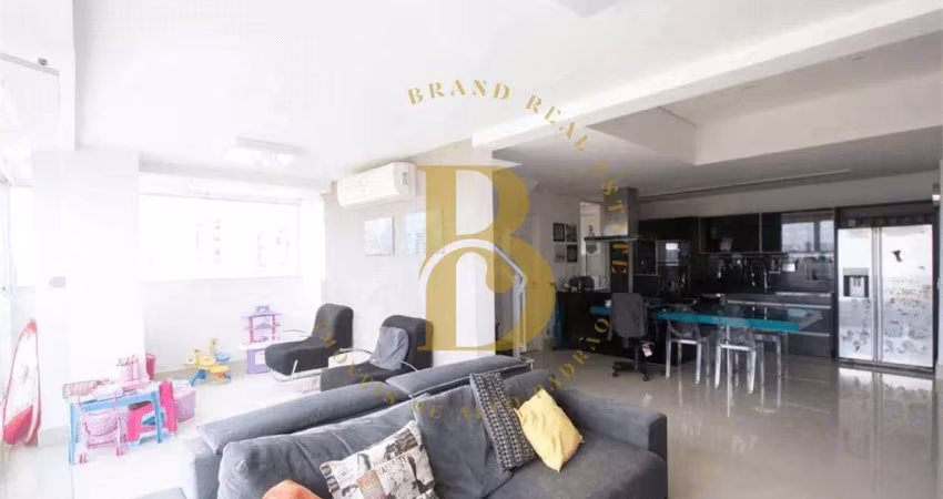 Apartamento iluminado, em andar alto, localizado no Campo Belo.