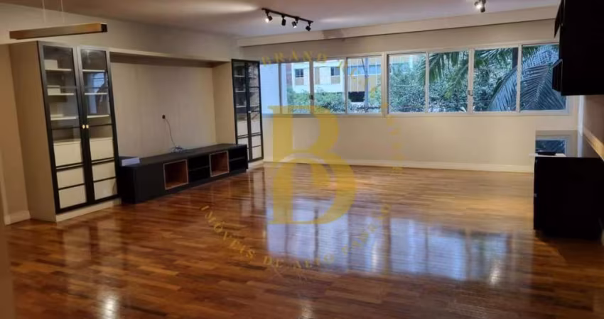 Apartamento com 170 m², 3 quartos sendo 1 suíte à venda no bairro Itaim Bibi.