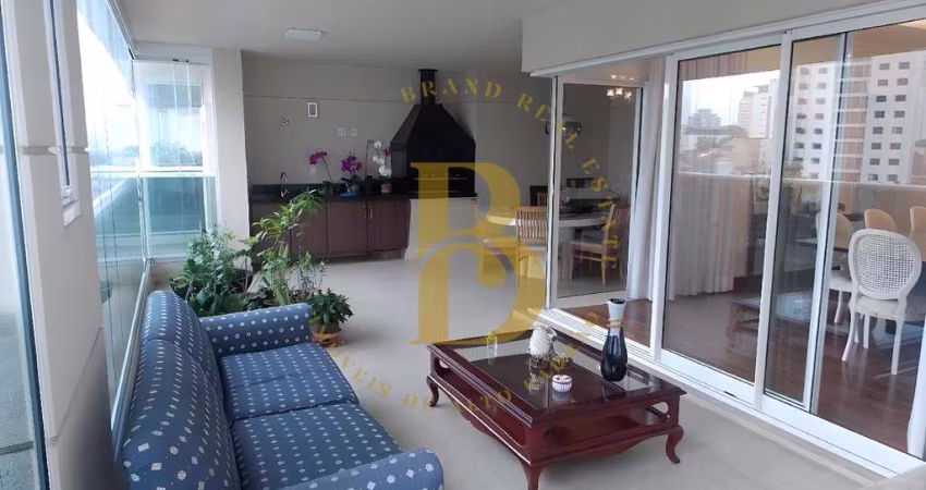 Apartamento com 237.36 m², 4 quartos sendo 2 suítes à venda no bairro Vila Nova Conceição.