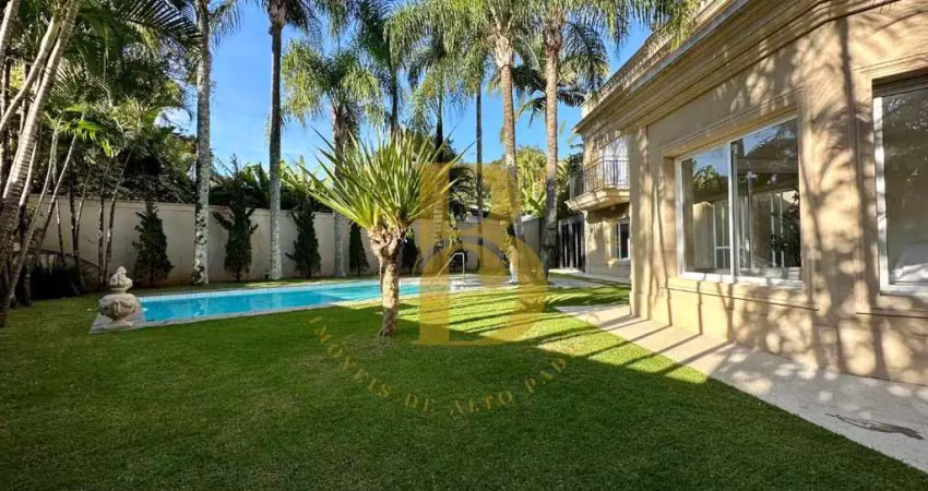 Casa com 730 m², no bairro Alto de Pinheiros.