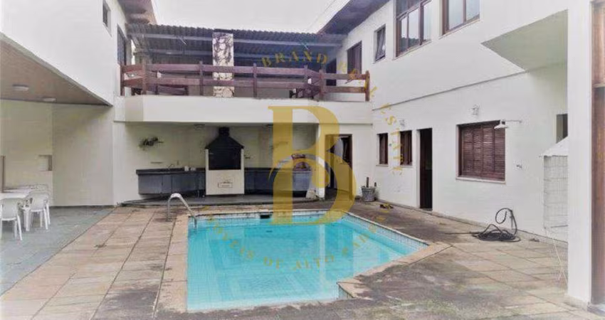 Casa com 1200 m², 6 quartos sendo 6 suítes à venda no bairro Jardim Paulista.