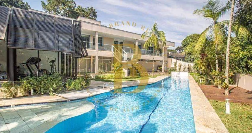 Casa de vila com 696 m², 3 quartos sendo 3 suítes à venda no bairro Chácara Monte Alegre.