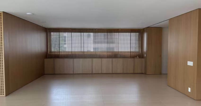 Apartamento com 4 quartos à venda na Avenida Sabiá, 26, Moema, São Paulo