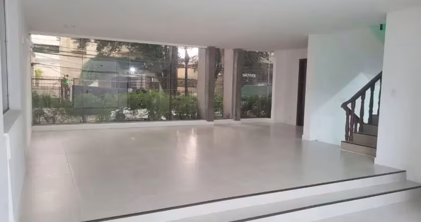 Casa com 4 quartos para alugar na Alameda dos Guaramomis, 332, Moema, São Paulo