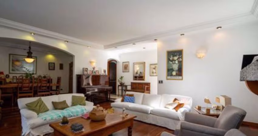 Casa com 3 quartos à venda na Rua Morais de Barros, 149, Campo Belo, São Paulo