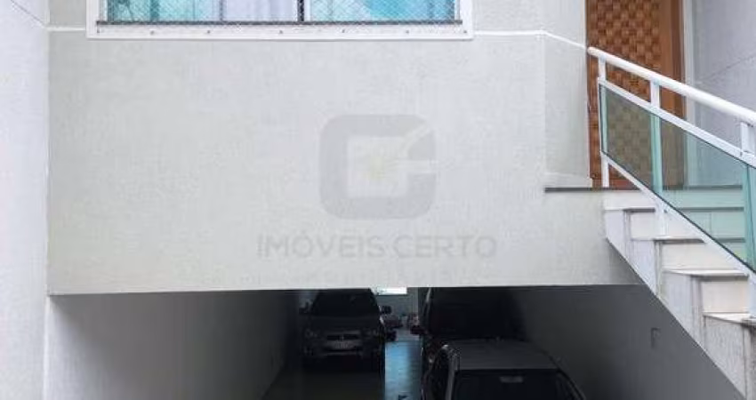 Uma Casa Ideal para Família Feliz com espaço Goumert e bem espaçosa!