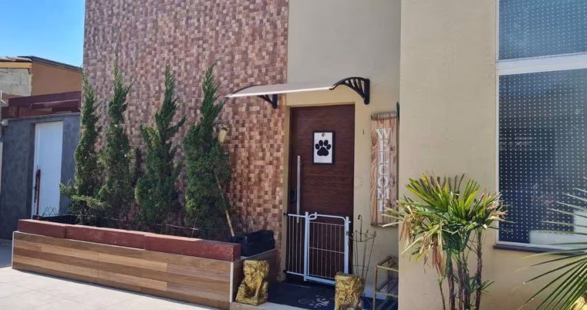 Casa aconchegante no bairro Cajamar com 2 Suítes e 2 vagas