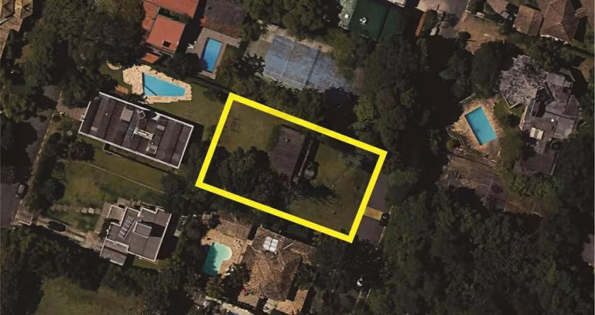 Terreno em Condomínio Recanto INPLA - Ótimo lote 1.000 m², limpo, com edícula!
