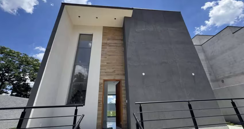 Venda de Casa de Condomínio com 3 Quartos e 121m² no Parque Rizzo, Cotia-SP!