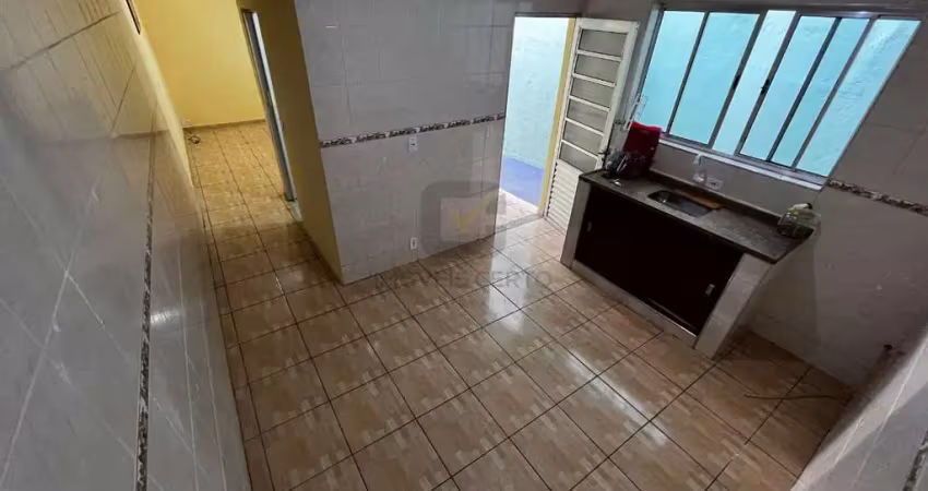 Imóvel com potencial de renda em osasco: 1 quarto, 1 sala, 1 banheiro, 3 vagas de garagem e 60m² de área. oportunidade única!