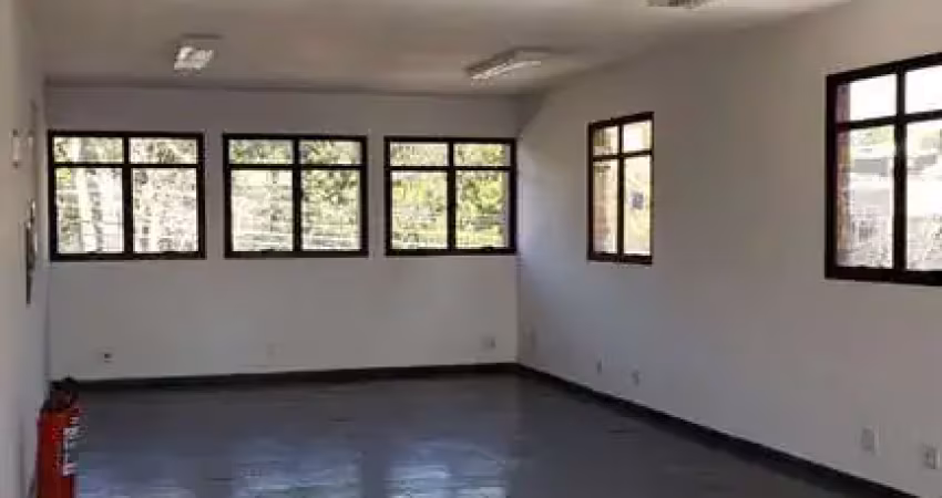 Prédio comercial a venda e/ou locação, 4 andares e rooftop, o seu novo lugar pra sua empresa a passos do parque vila lobos