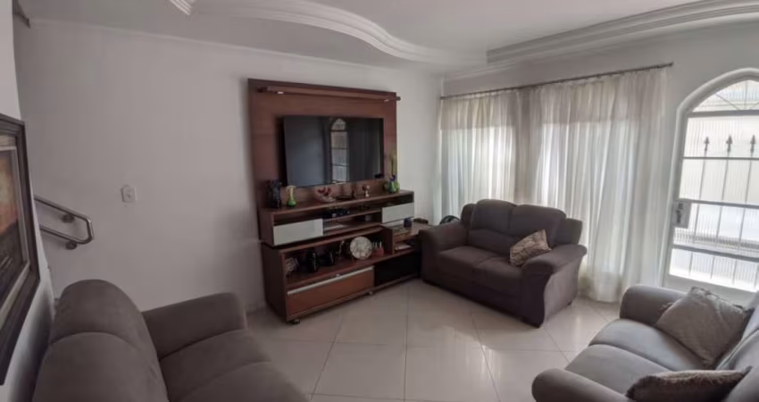SOBRADO COM 3 QUARTOS, SENDO 1 SUITE À VENDA, 110,30m² - JARDIM SANTA MENA - GUARULHOS/SP