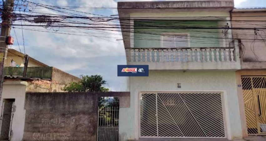 SOBRADO COM 3 QUARTOS EM TERRENO 10X25, SENDO MEIO LOTE TERRENO LIMPO NO CARMELA I EM GUARULHOS, SP