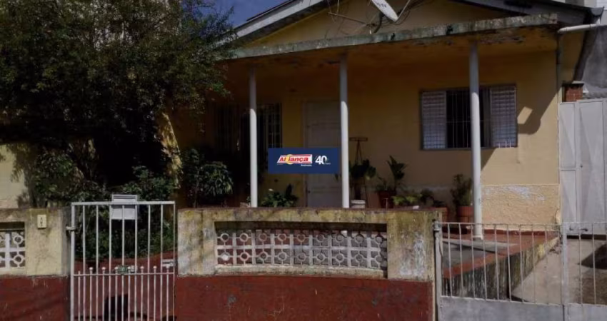 Casa térrea no coração da Vl Augusta