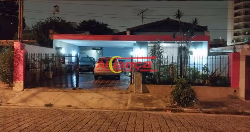 CASA COM 3 DORMITÓRIOS SENDO 1 COM SUITE A VENDA, 330 M² -Vila Galvão - Guarulhos - SP